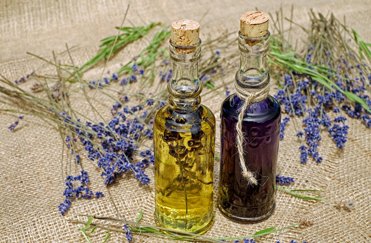 DIY Lavender Pillow Mist: A Calming Spray for Your Nightly Wind-Down